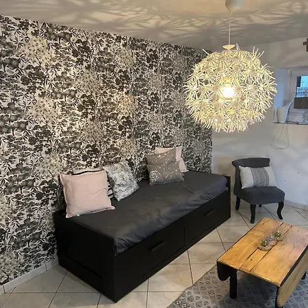 Petite Maison Sur Ferme 5min De La Ideal Professionnel Holiday home Tremel